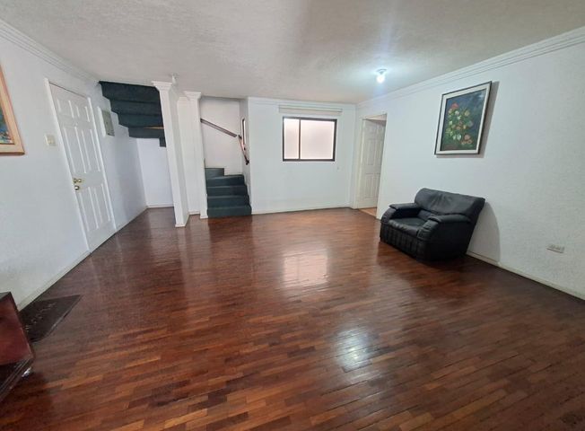 Apartamento en venta en El Batan - Altro