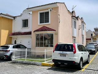 Casa en Venta en Cotocollao