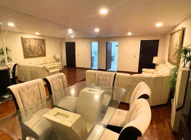 Departamento en Venta en San Isidro - Więcej