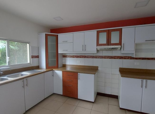 Apartamento en venta en Ceibos - Więcej