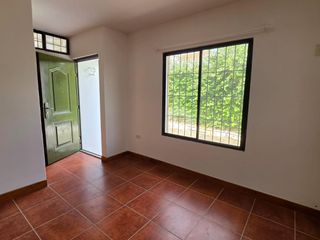 Departamento en alquiler con baja de precio en Norte De Guayaquil