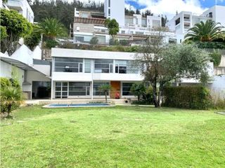 Casa en Alquiler en Cumbaya