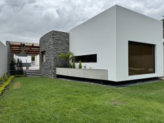 Casa en Alquiler en Cumbaya