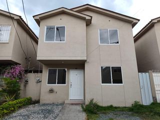Departamento en alquiler con baja de precio en Norte De Guayaquil
