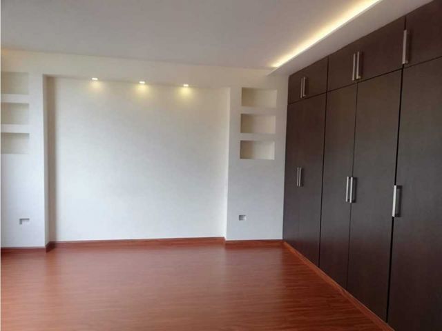 DEPARTAMENTO EN RENTA SECTOR CUMBAY