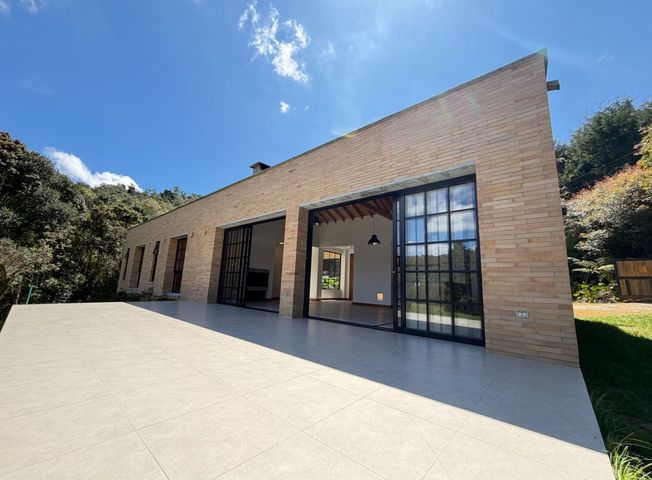 Casa en arriendo en Envigado
