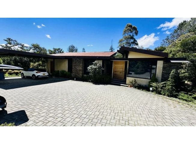 Casa en arriendo en Rionegro