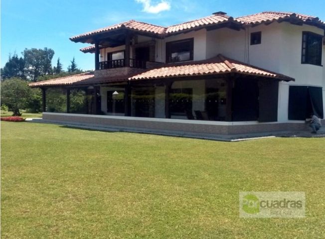 Casa en arriendo en Rionegro