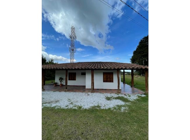Casa en arriendo en Rionegro