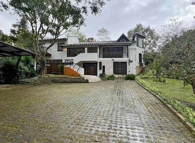 Casa en arriendo en Rionegro