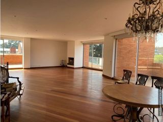 Bogota vendo apartamento en  rosales area 442 mts