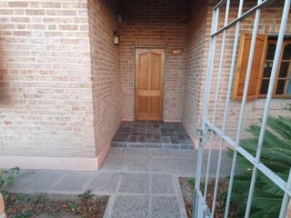 Foto 1 de INDEXA VENDE Casa en Barrio Los Tilos