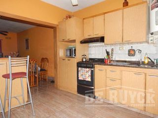 Foto 7 de Casa PH en Venta en Quilmes Oeste