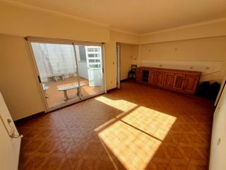 PH en venta - 2 Dormitorios 1 Baño - 67Mts2 - La Plata [FINANCIADO]