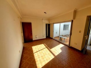 PH en venta - 2 Dormitorios 1 Baño - 67Mts2 - La Plata [FINANCIADO]