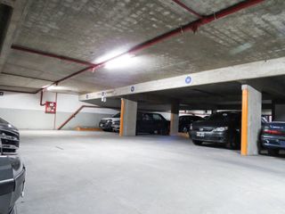 COCHERA CUBIERTA en VENTA - CONGRESO