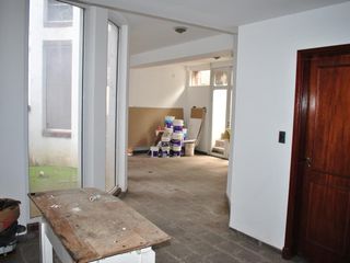 Casa en venta - 6 dormitorios 5 baños 3 Cocheras - 360mts2 - La Plata