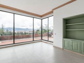Foto 1 de apartamento en venta en cerros de niza. Cod V8561