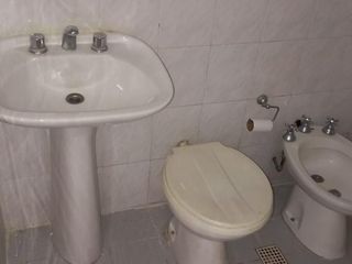 Foto 5 de ALQUILER MONOAMBIENTE FRENTE A PLAZA COLON BARRIO ALBERDI CORDOBA