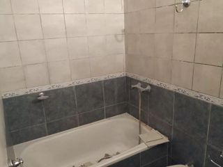 PH en alquiler - 2 dormitorios 1 baño - 65mts2 - La Plata