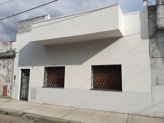 Foto 1 de Casa 3 amb c/ patio y terraza