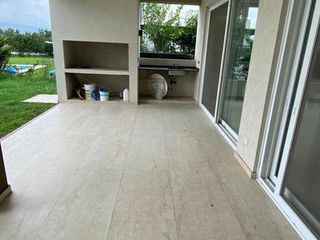 Foto 6 de Casa a la venta en lote a la laguna - El Cantón, Norte