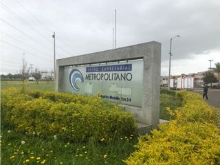 PRECIO DE OPORTUNIDAD vendo local  en centro empresarial METROPOLITANO