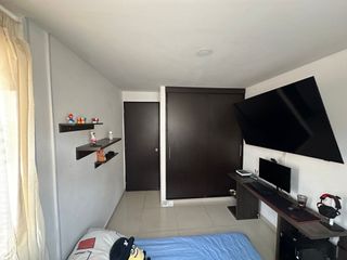 Foto 19 de apartamento en venta en primero de mayo. Cod V7470451