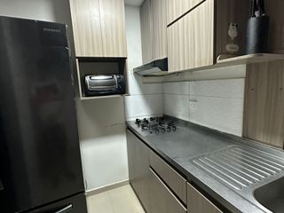 Foto 3 de apartamento en venta en primero de mayo. Cod V7470451