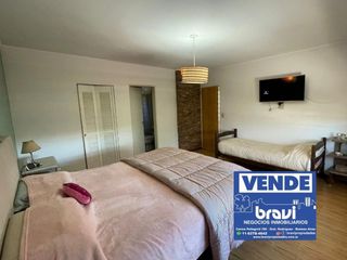 Foto 2 de Venta Casa de 3 dormitorios  con  parrilla y pileta