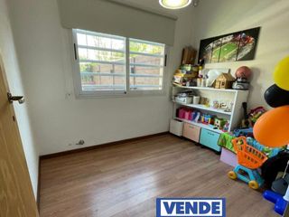 Foto 1 de Venta Casa de 3 dormitorios  con  parrilla y pileta