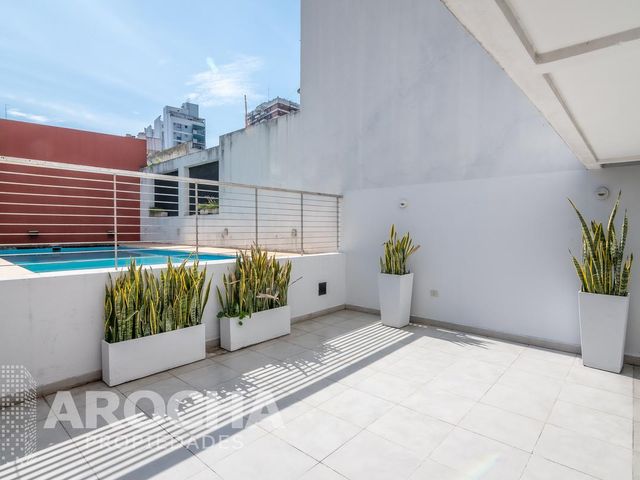 Departamento totalmente amoblado, con balcon y amenities
