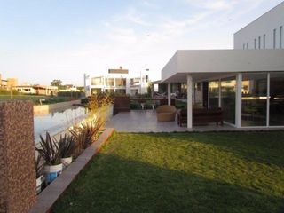 Foto 9 de Espectacular Propiedad en Barrio Privado en Alquiler Temporada