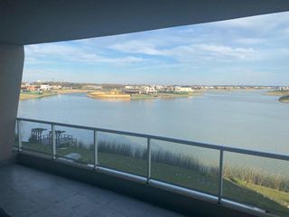 Foto 1 de Departamento - AcquaLindísimo departamento de 3 ambientes sobre el lago central en Venta y Alquiler
