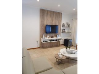VENTA DE VIVIENDA EN CERRO DE LAS ROSAS - VIV0275