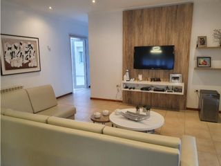 VENTA DE VIVIENDA EN CERRO DE LAS ROSAS - VIV0275