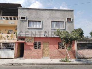 Casa rentera en venta, Guasmo central. Sur de Guayaquil. EliC