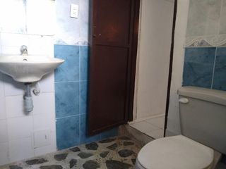 Foto 16 de casa-local en arriendo en ciudad jardín. Cod A100755