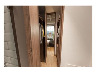 Foto 4 de Venta apto Medellín - Distrito Vera Ciudad del Rio piso 25
