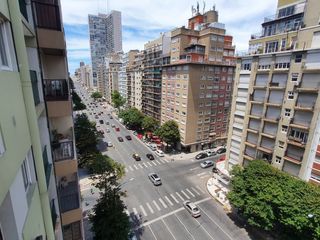 Foto 1 de Alquiler temporario . Departamento tres ambientes . Balcon a la calle