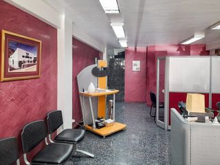 Foto 4 de Vendo local comercial. Galerías del Bosque