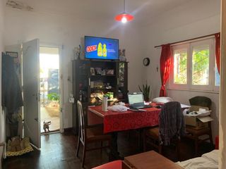 Casa con Departamento en venta en Quilmes Oeste Centro