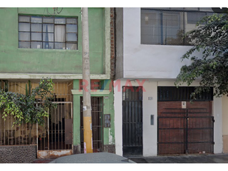 Foto 2 de 🏬 Ofrece el espacio ideal con una distribución y ubicación estratégica que permite crear un ambiente acogedor para vivienda o para generar un negocio.