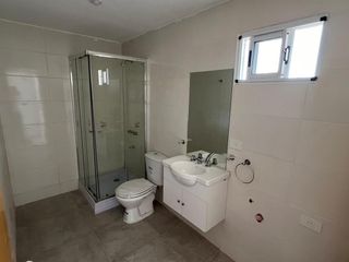 PH en duplex de 2 ambientes con baño y toilette