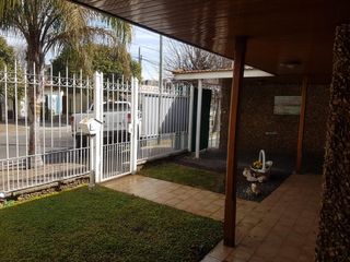 Foto 2 de Casa - Banfield