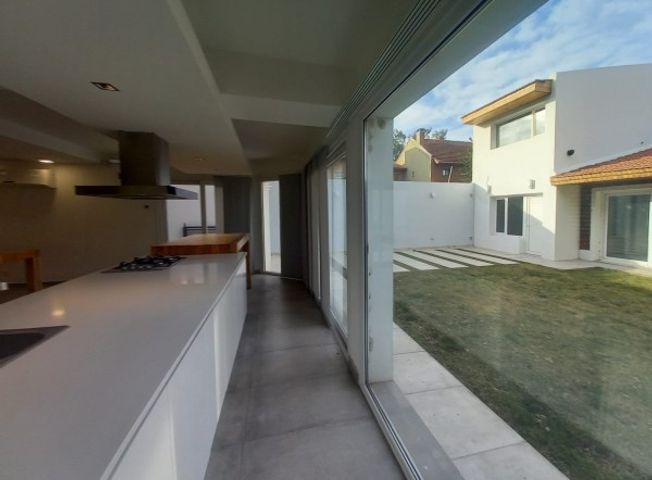 place photo 51