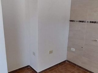 Dúplex en venta - 2 dormitorios 1 baño - Cochera - 151mts2 - Magdalena