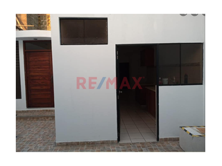 Foto 3 de Venta De Casa En Huacho –  Excelente Ubicación