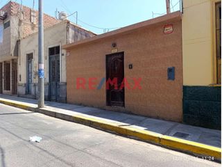 Foto 2 de Venta De Casa En Huacho –  Excelente Ubicación