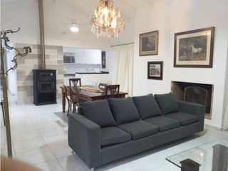 VENTA DE VIVIENDA EN POTRERILLO DE LARRETA - VIV0222